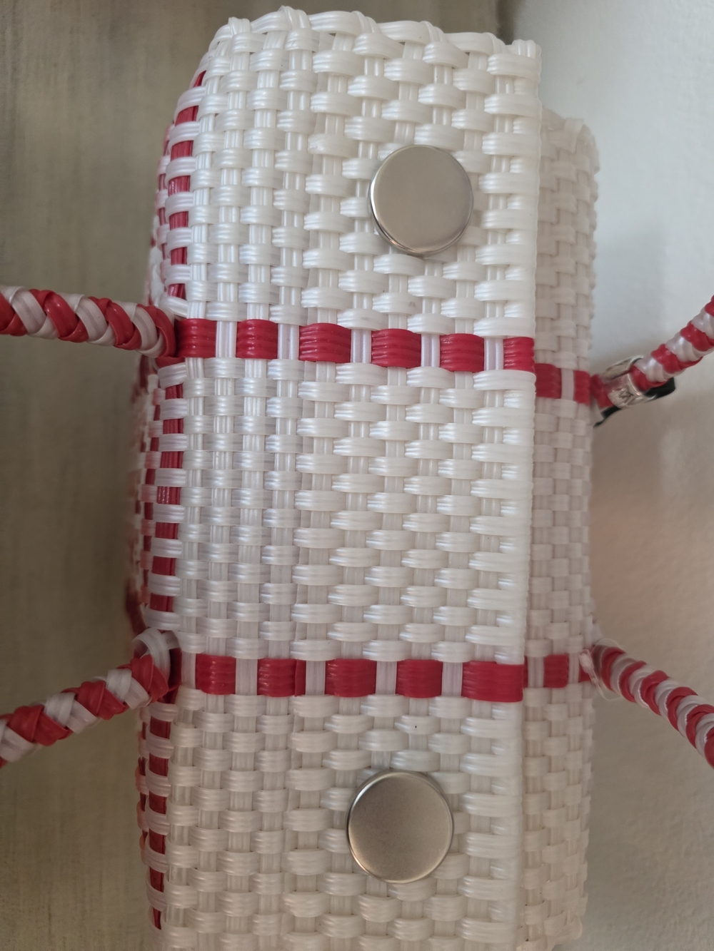 Red & White Woven Tote Bag with Braided Handles Rare Hard To Find - Picture 6 of 9